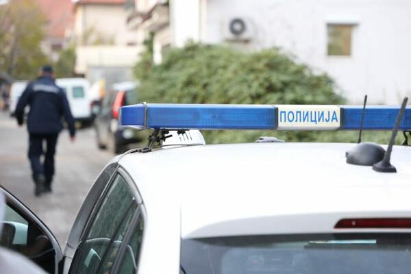 MUŠKARAC (34) IZBODEN NOŽEM U KALUĐERICI: Napadači u bekstvu