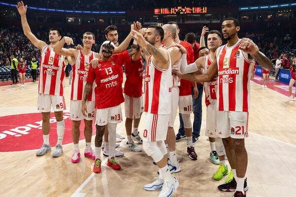 CRVENO-BELI NA TESTU U PODGORICI: Evo gde gledati TV prenos uživo utakmice SC Derbi - Zvezda!