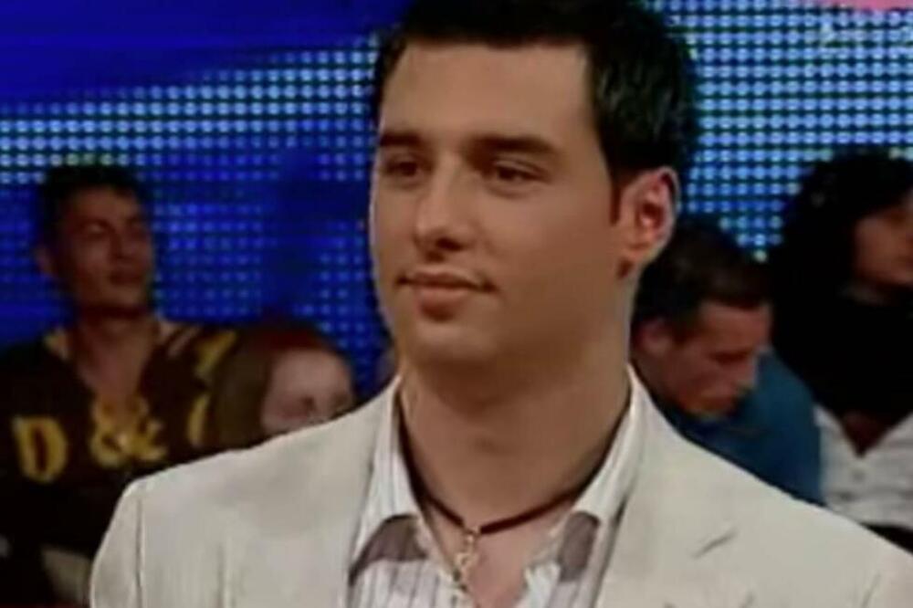 ŽENE SU LUDELE ZA NJIM, NAJBOLJI FRAJER NA ESTRADI NESTAO SA LICA ZEMLJE: Evo kako danas izgleda Nemanja Stevanović