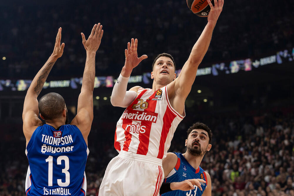 "OVO JE PAKLENO BUČNO, IZAŠAO BIH IZ PENZIJE ZA OVAKVE NAVIJAČE!" Bivši prvak Evrope oduševljen Delijama (VIDEO)