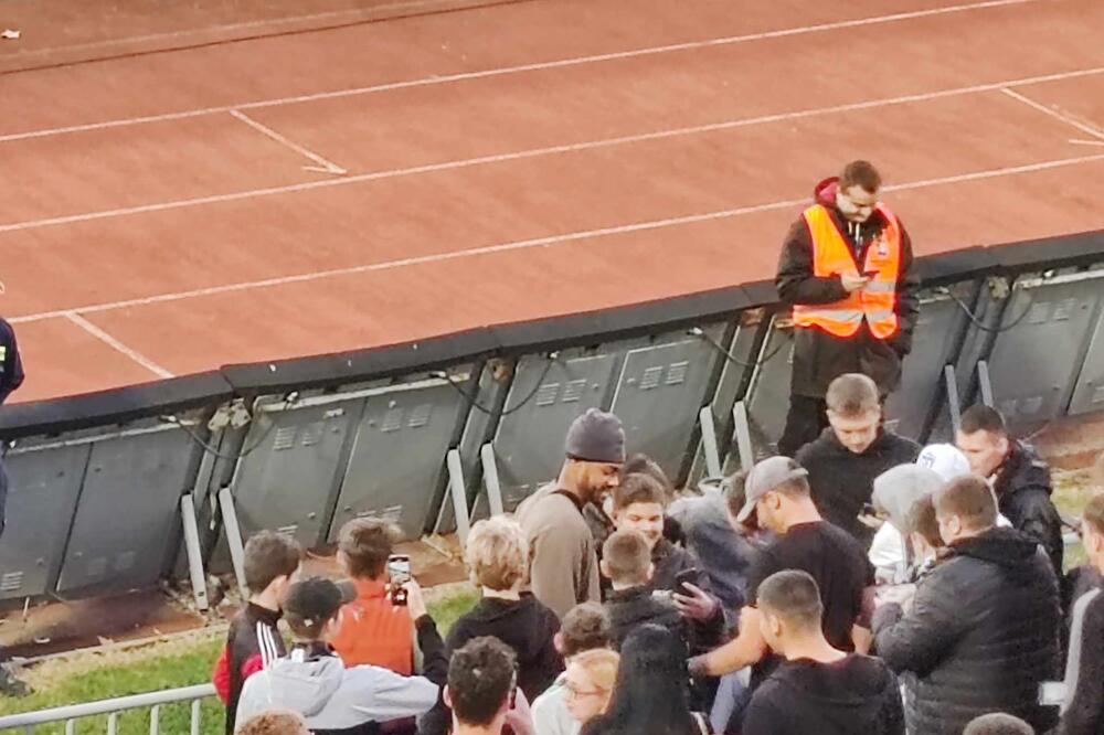 MATIJAS LESOR JE PROŠLOST! Navijači Partizana imaju NOVOG MILJENIKA! (FOTO)