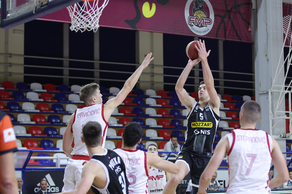 PARTIZAN "ZGROMIO" FMP U ŽELEZNIKU! Pala dva rekorda, jedan je NEGATIVAN