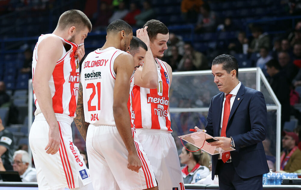 Janis Sferopulos i košarkaši Crvene zvezde