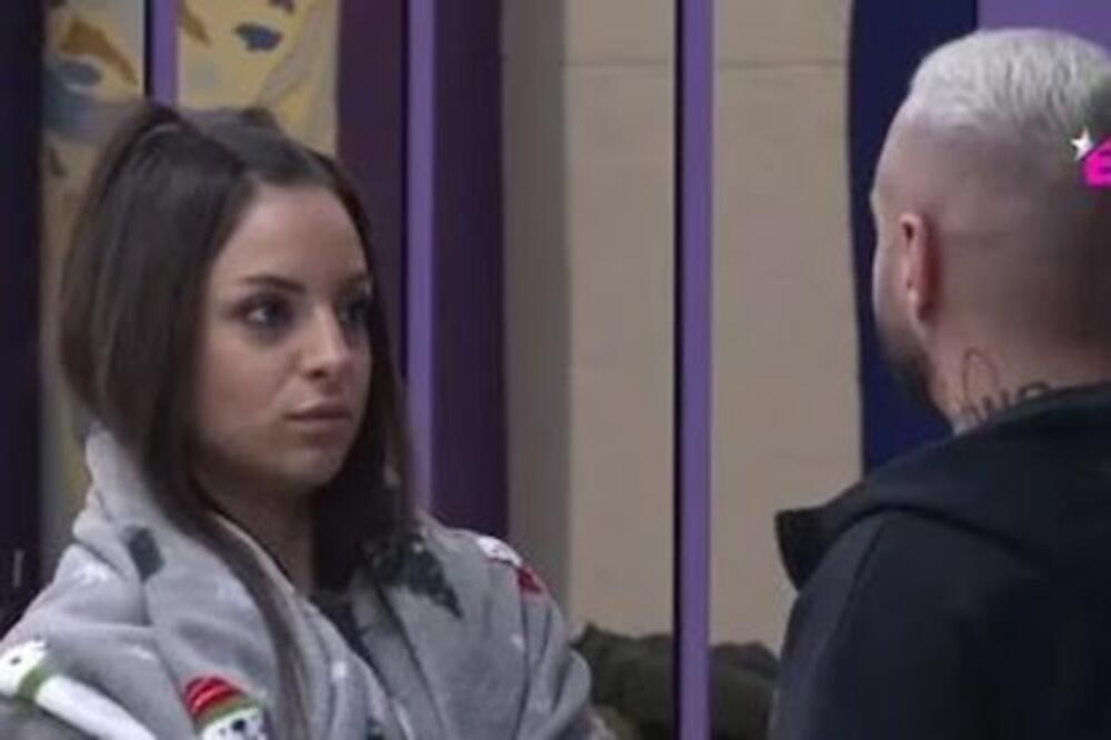 "MALTRETIRA ME, ON JE BOLESNIK.." Miona ne može da DOĐE SEBI, otkrila kako se OSEĆA u vezi sa Ša