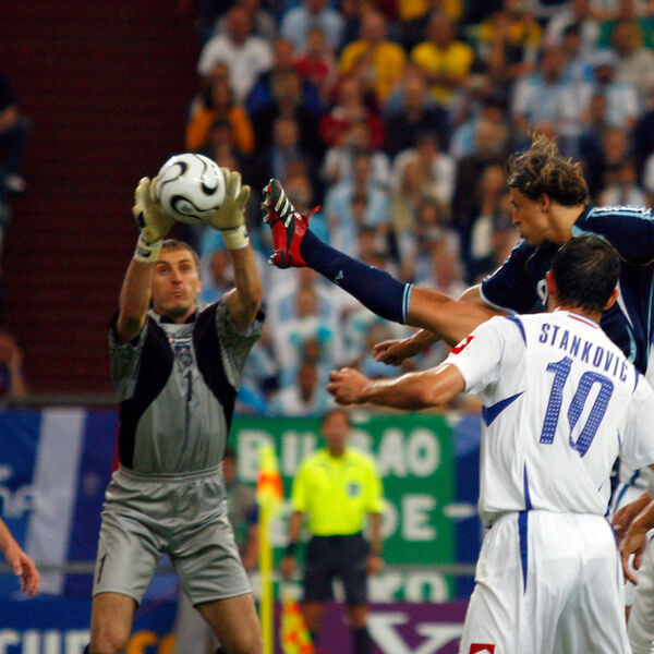 SRBIJI I ENGLESKOJ JE UKLET STADION IZNAD RUDNIKA! Ostrvljani pamte penale, a "orlovi" debakl sa Mesijevim pečatom