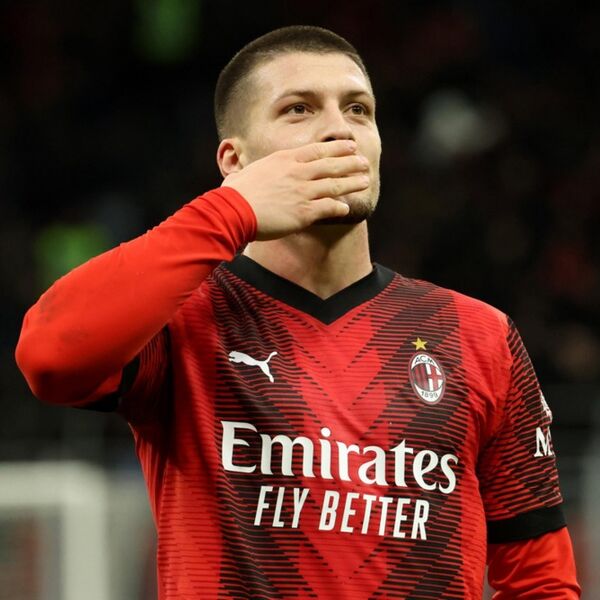 "ĐAVO JE ŽIV!" Luka Jović zaludeo Italijane, postao važniji i od reprezentacije (FOTO)