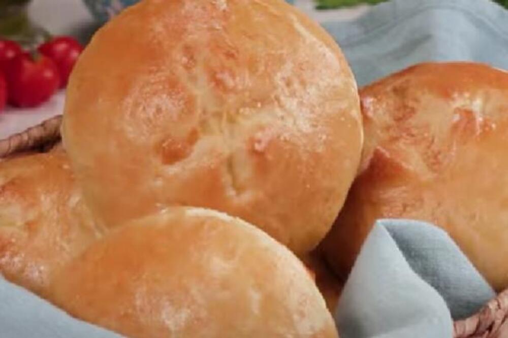 POSNE POGAČICE ZA NAJBRŽI DORUČAK ILI VEČERU: Prave se od 5 sastojaka - jeftinije od od ovoga ne može