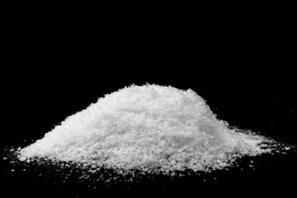 JELA JE PRSTOHVAT ŠEĆERA I SOLI SVAKI DAN PRED SPAVANJE: Kada vidite REZULTAT odmah ćete uraditi ISTO