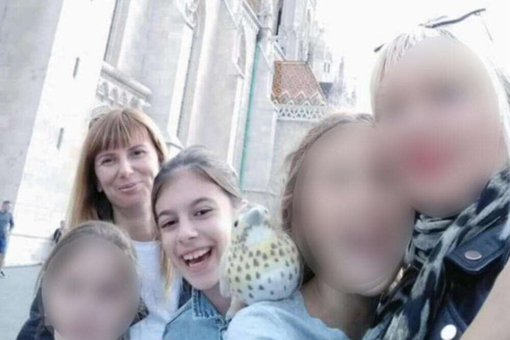 ŠTA GOVORE FOTOGRAFIJE UBIJENE VANJE (14) I NJENE MAME? Jasno je KAKO je devojčica živela, a vidi se KO fali (FOTO)