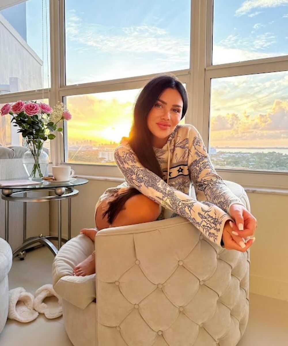 Stanija vrelim fotkama zapalila maštu muškarcima