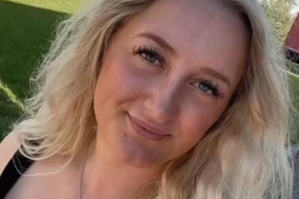 OVA SKOCKANA PLAVUŠA IZGLEDA NORMALNO NA PRVU, A KAD POKAŽE SVOJE "UMEĆE" MUŠKARCI SVISNU: Niko ne može da POVERUJE