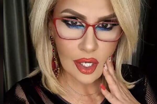 APOTEKARKA ANA POKAZALA VIŠE NEGO ŠTO TREBA? Isplivao novi snimak, ispod mrežice samo... (VIDEO)