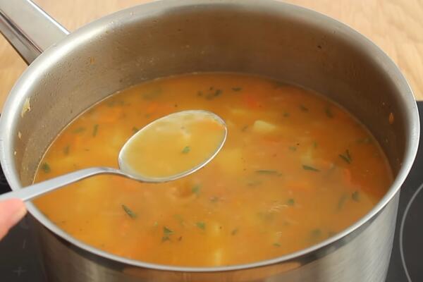 Najbrža jesenja čorba sa Tik toka zapalila Srbiju: Gotova za 15, domaćice se utrkuju koja će pre da je skuva