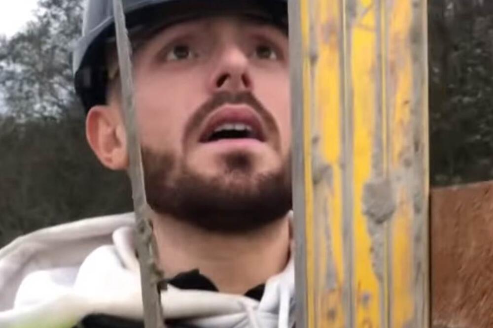 NEMA ZAVRŠENU SREDNJU ŠKOLU, VOZI SKUPOCENI AUTO, PRVU KUĆU KUPIO SA 19 GODINA, A SVE TO OD... Mladić PREŠAO IGRICU