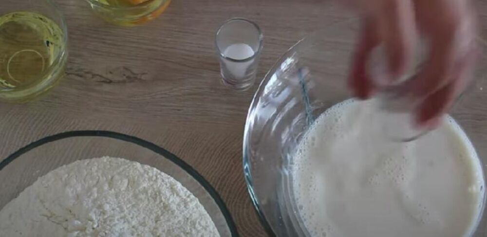 Sastojci za bugarske kiflice sa sirom