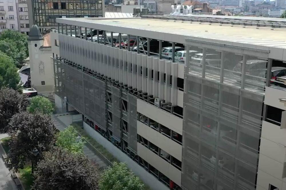 OVO SE ČEKALO GODINAMA, A SADA JE STVARNOST: Ovako izgleda prva eko-garaža u Srbiji!