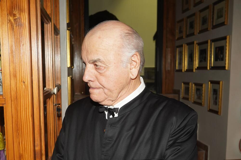 BIVŠA ŽENA ZVONKA BOGDANA UMRLA U BEDI ZABORAVLJENA OD SVIH! Bila je NAŠA GLUMICA, a od BOGATSTVA nije videla NIŠTA