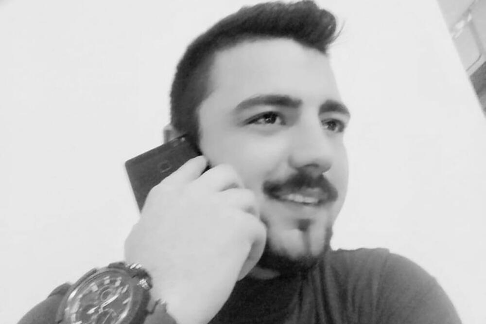 "IZA SEBE OSTAVIO DVOJE DECE": Ovo je Predrag iz Zasavice koji je stradao u nesreći u Hrvatskoj! (FOTO)