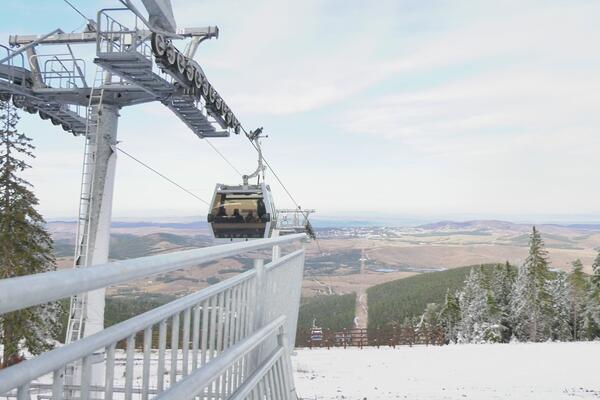 U NAJAVI SPEKTAKL ZA DOČEK NOVE GODINE NA ZLATIBORU: Ova planina OBARA REKORDE POSEĆENOSTI, evo ZBOG ČEGA! (FOTO)