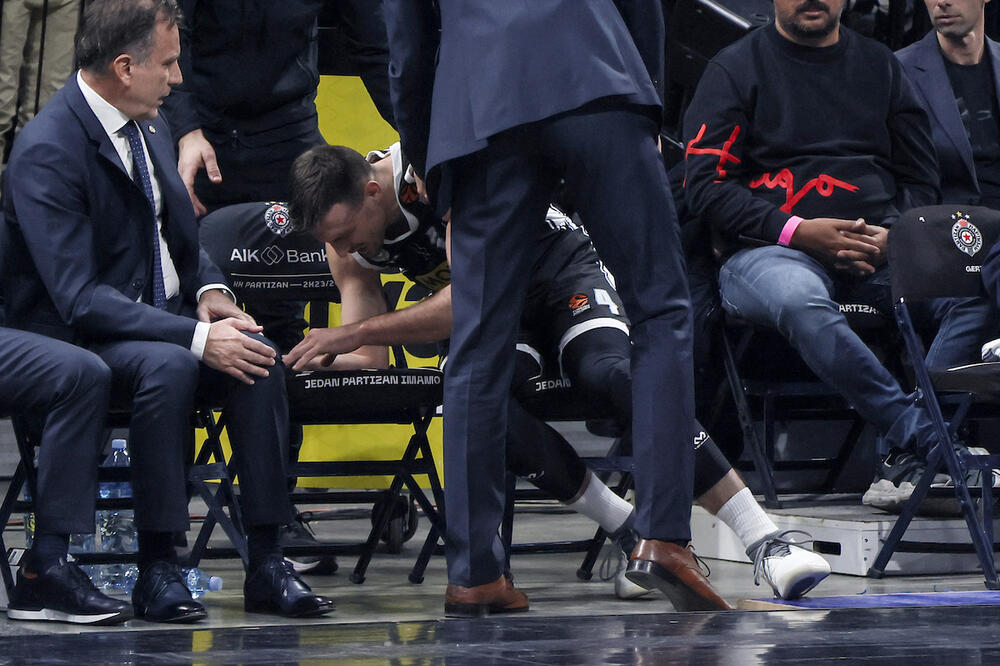 AVRAMOVIĆEVE REČI MUZIKA ZA UŠI GROBARA! Ljubimac navijača otkrio kada će ponovo na parket (FOTO)