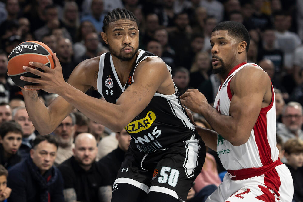 SPAKOVAO SE I OTIŠAO: Kaboklo dan nakon velike pobede napustio Beograd!