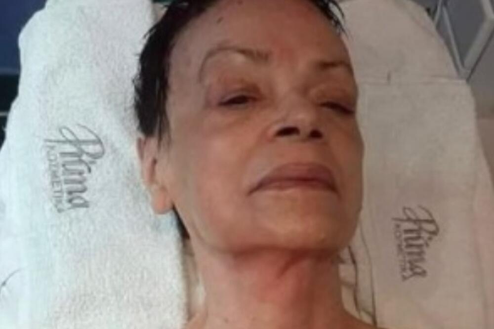 MAJKO MILA, KO JE OVO NA FOTKI? Voditeljka sve ŠOKIRALA, posle toliko godina vidimo PRAVO LICE: ŽENO, CARICA SI