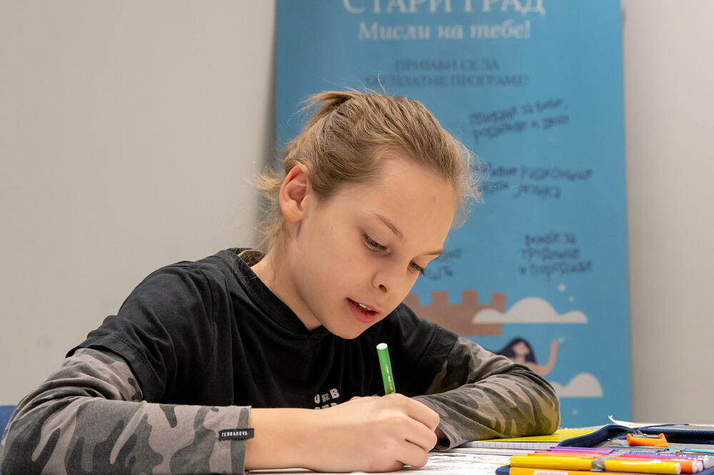 VELIKA POMOĆ ZA RODITELJE: Do sada ste OVO debelo plaćali, ali od novembra je BESPLATNO