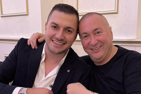 "PREGAZIO GA TRAKTOR PREKO STOMAKA" POSLE 2 GODINE OD SMRTI BRATA... Pevač progovorio o PORODIČNOJ TRAGEDIJI