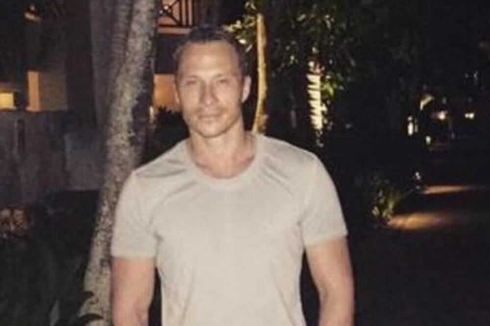 DA LI PREPOZNAJETE ZGODNOG DASU? Nekada su njegov INTIMNI SNIMAK svi gledali, SRPKINJE SU GA OBOŽAVALE (FOTO)