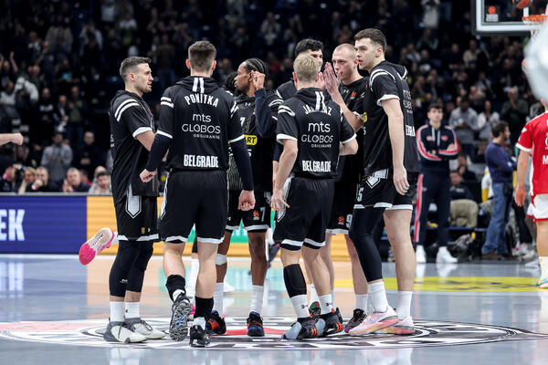 DUEL CRNO-BELIH U PUNOJ "ARENI": Evo gde gledati TV prenos uživo utakmice Partizan - Virtus!