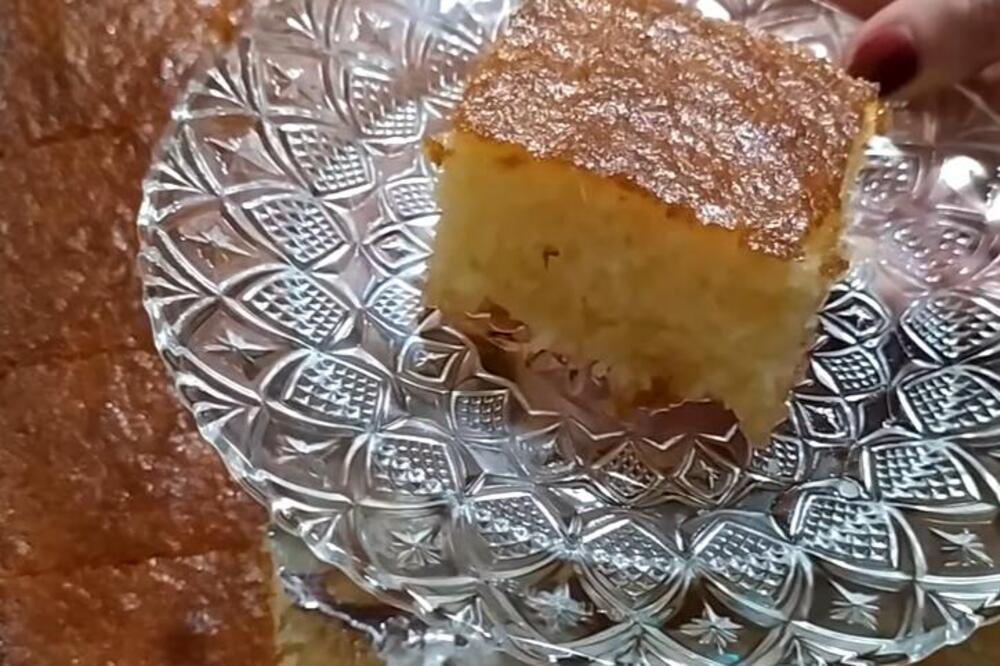 PRELIVENI POSTAN KOLAČ NA VODI ZA SVAČIJI DŽEP: Tako sočan da ćete ga praviti i kad prođe post - starinski recept