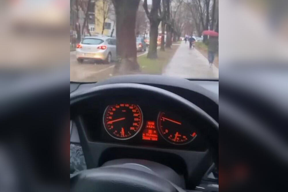 Ako vam ova lampica sija kvar je ozbiljan! Čim se upali odmah vozite auto kod majstora, inače ode sva ušteđevina
