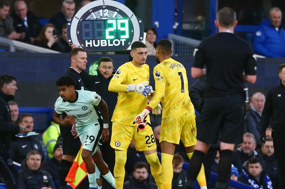 PETROVIĆ DEBITOVAO: Srpski čuvar mreže ušao u igru, pa ubrzo primio gol u porazu Čelsija!