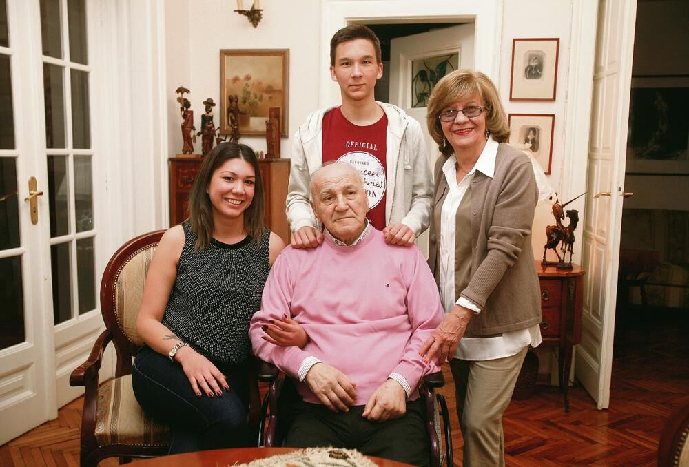 Priželjkivao da počiva pored supruge 