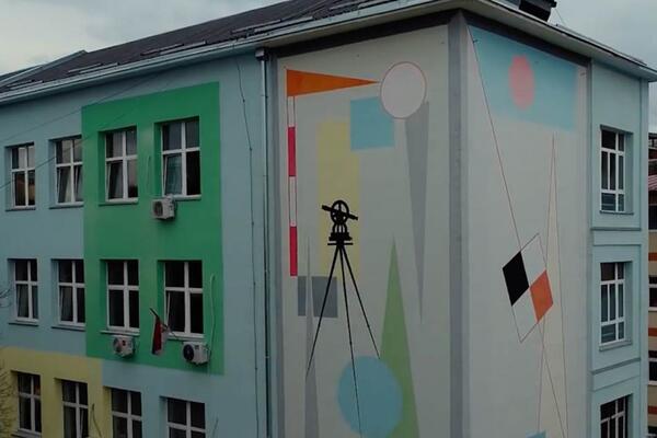 NOVA FASADA NA GEODETSKO-TEHNIČKOJ! Bolji uslovi za rad zaposlenih u školi u kojoj se obrazuje oko 500 učenika!