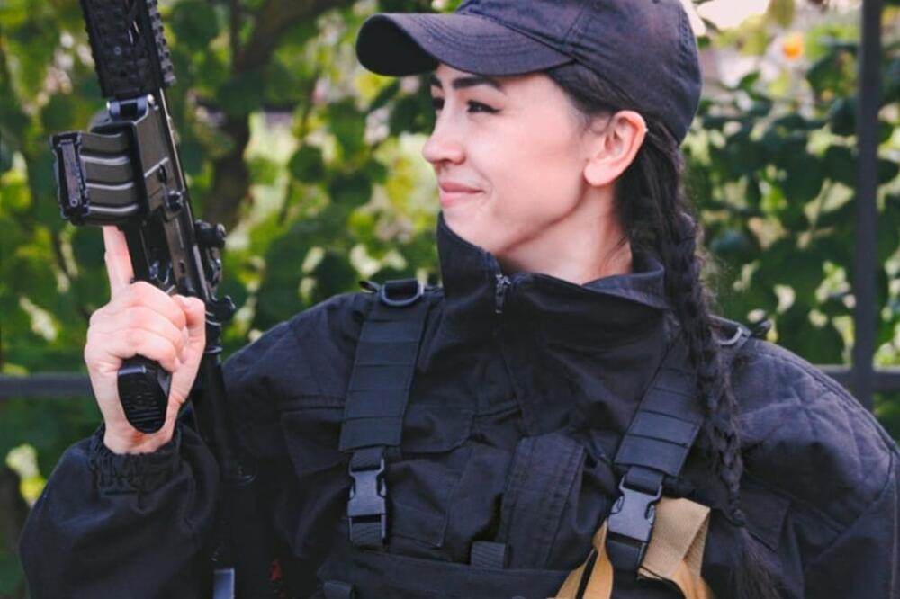 ZA OVU LEPOTICU NEMOGUĆE NE POSTOJI: Draženka je jedina ŽENA PILOT u oružanim snagama BiH, priča je NEVEROVATNA