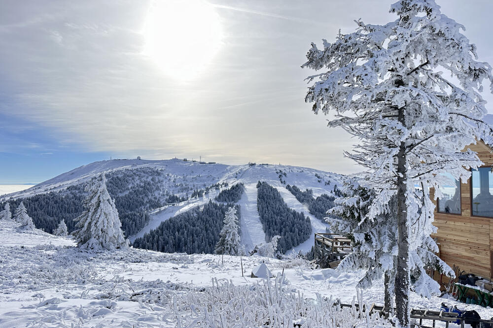 U OVOM GRADU IZMERENO JE SKORO 20 STEPENI, A OVA PLANINA JEDINA U PLUSU: Znate li koji FENOMEN je "POGODIO" Srbiju?