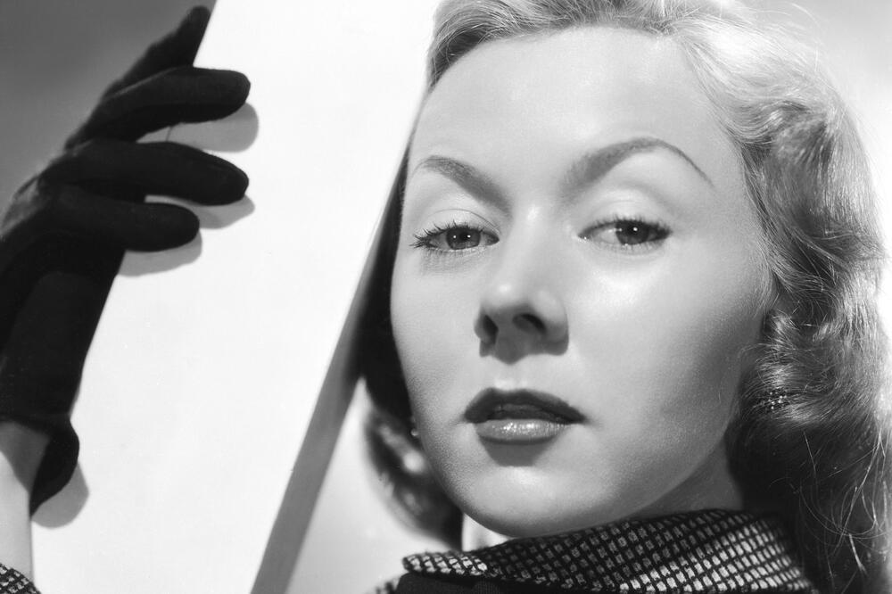 SVAKA KUĆA JE BRUJALA KADA JE ZAVELA PASTORKA (13): Glumica je bila MALA OD SKANDALA, BIOGRAFIJA će vas ZAKUCATI