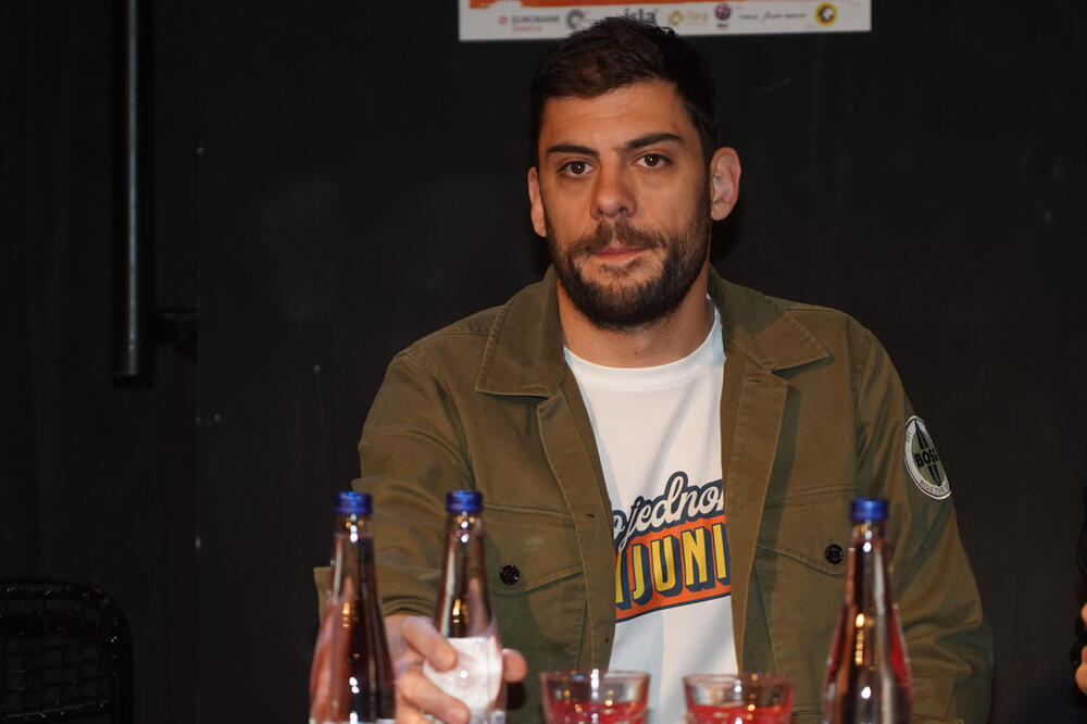 "NAKON TOGA KREĆE OTVARENJE I ŠANSA DA PRONAĐETE SEBE" Milan Marić godinama ide na TERAPIJU, izneo svoje ISKUSTVO