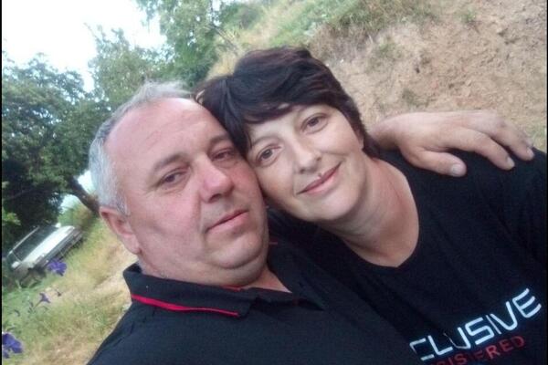 ŠUĆUROVIĆI SU JUNACI BORBE PROTIV BELE KUGE! Dobili DVANAESTO DETE, delija došao posle 7 sestara i 4 brata (FOTO)