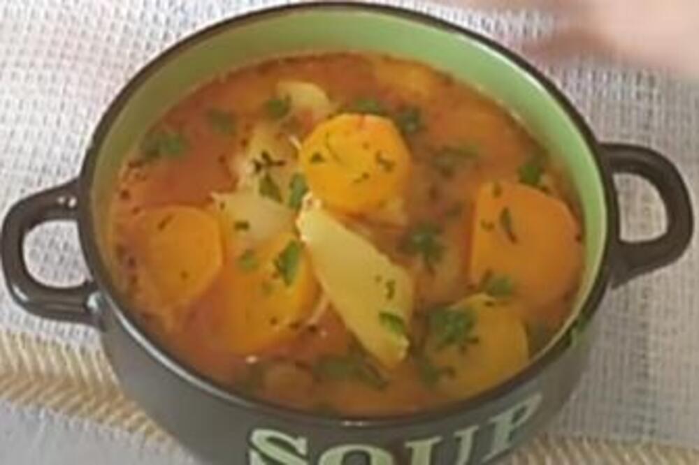 STARI MONASI SAMO OVAKO POSNI PAPRIKAŠ: Najukusniji i lagan - recept sa Hilandara