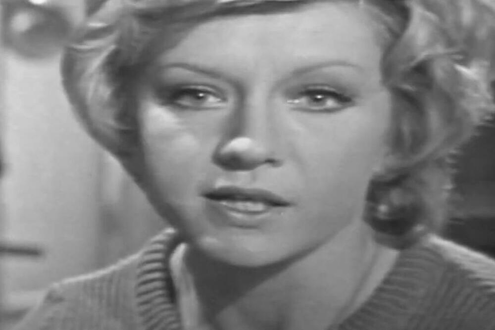 GLAS MISTERIOZNE LEPOTICE OSTAO JE SVIMA UREZAN: Juga je OBOŽAVALA ovu ženu, a ovaj podatak svima je bio NEPOZNAT