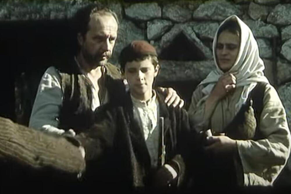 BILA JE VIRDŽINA U KULTNOM FILMU, GODINAMA JE NISMO VIDELI: Danas je DRUGA ŽENA i UDATA je za ovog POZNATOG ČOVEKA