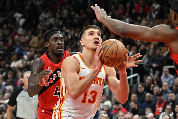 RAJAKOVIĆ DOBIO DUEL SA BOGDANOVIĆEM: Toronto prestigao Atlantu, Bogdan ubacio 20 poena (VIDEO)