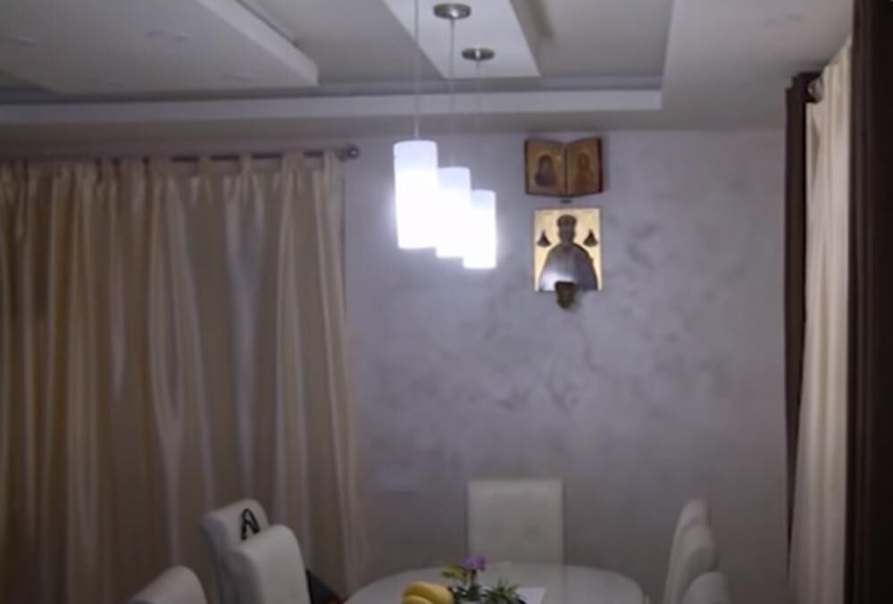 U kući na tri nivoa sve prostorije su brižljivo uređivane