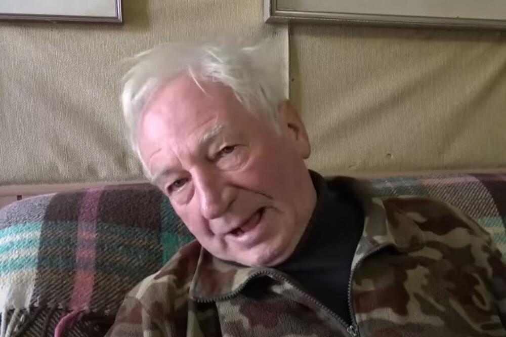 OVAJ ČOVEK ŽIVI KAO VUK SAMOTNJAK: Napustio grad i preselio se u SELO DUHOVA, a sve iz JEDNOG RAZLOGA (VIDEO)