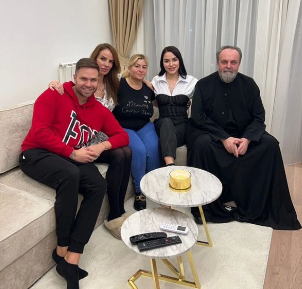 Aleksandra Mladenović