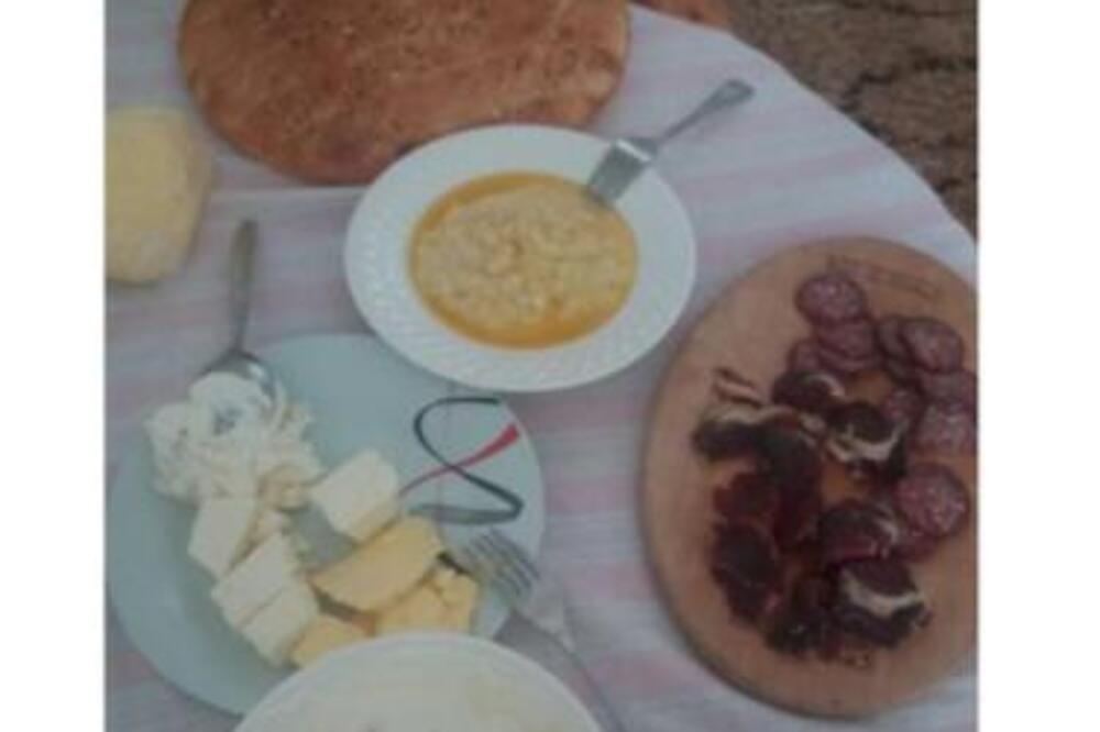 ZBOG PEŠTERSKOG DORUČKA IZBIO HAOS NA MREŽAMA: Ljudi kažu da je preskroman, a u Beogradu bi OVO KOŠTALO...