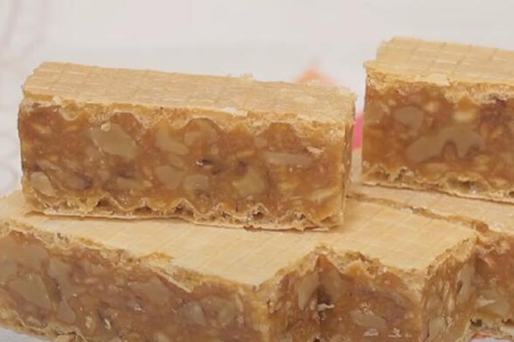 POSNE GRILIJAŠ OBLANDE KOJE SE SVAKE GODINE PRAVE ZA NIKOLJDAN: Najbolji starinski kolač - generacije pamte ukus