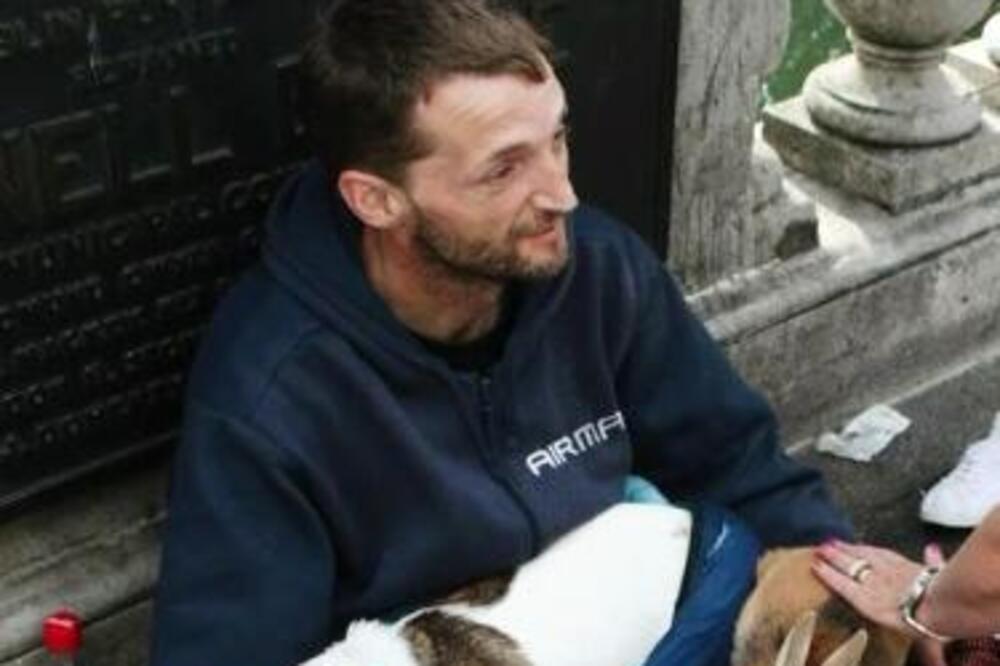 OVO JE NAJPOZNATIJI BESKUĆNIK NA SVETU: Ono što je uradio 2011. PAMTE I DANAS, o njegovom HEROJSKOM podvigu BRUJE